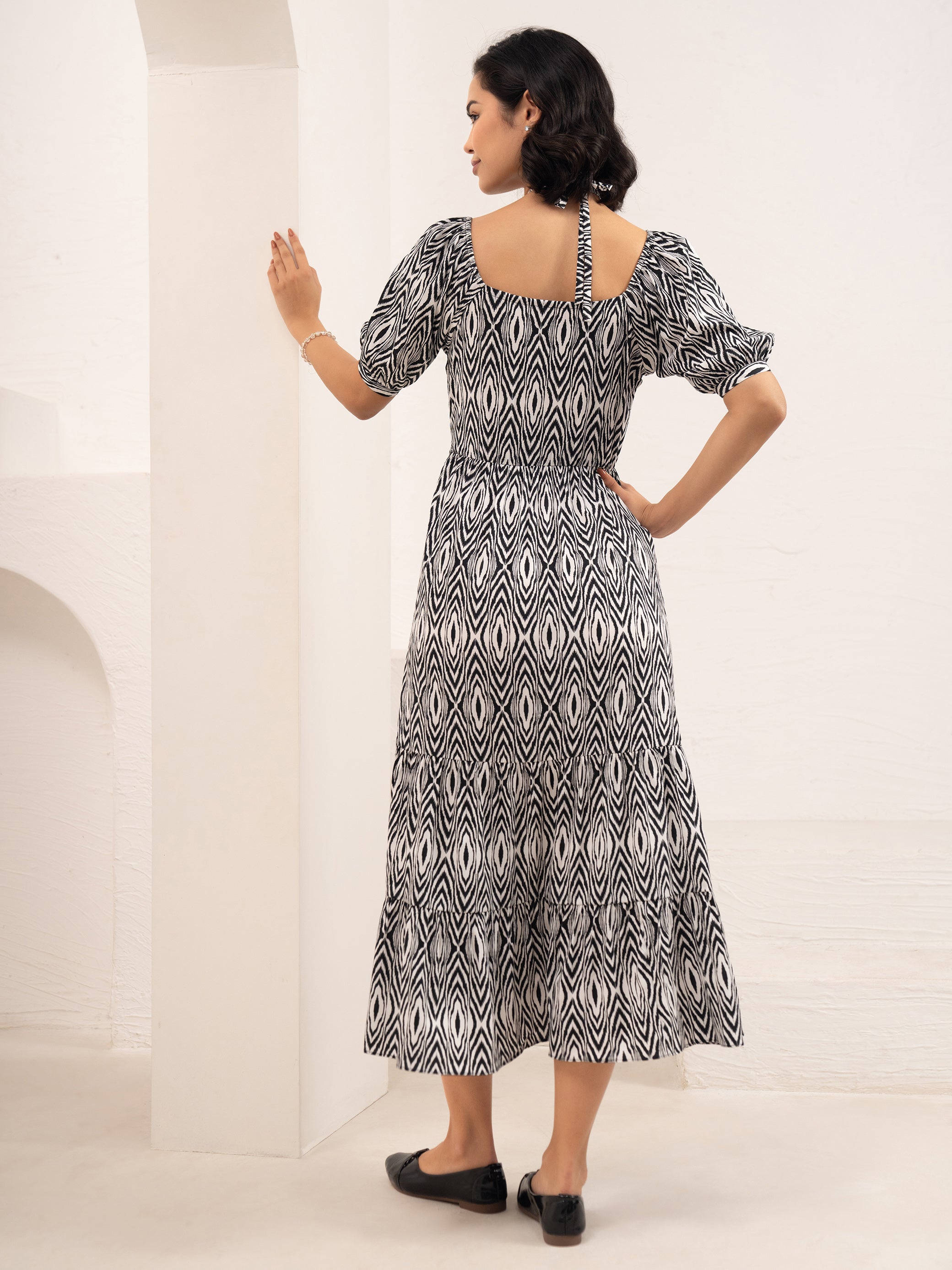 Aask Women's Black Printed Crush Crepe Tiered Fit - Flare Midi Length Dress